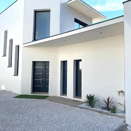 Apartmán - 700m De La